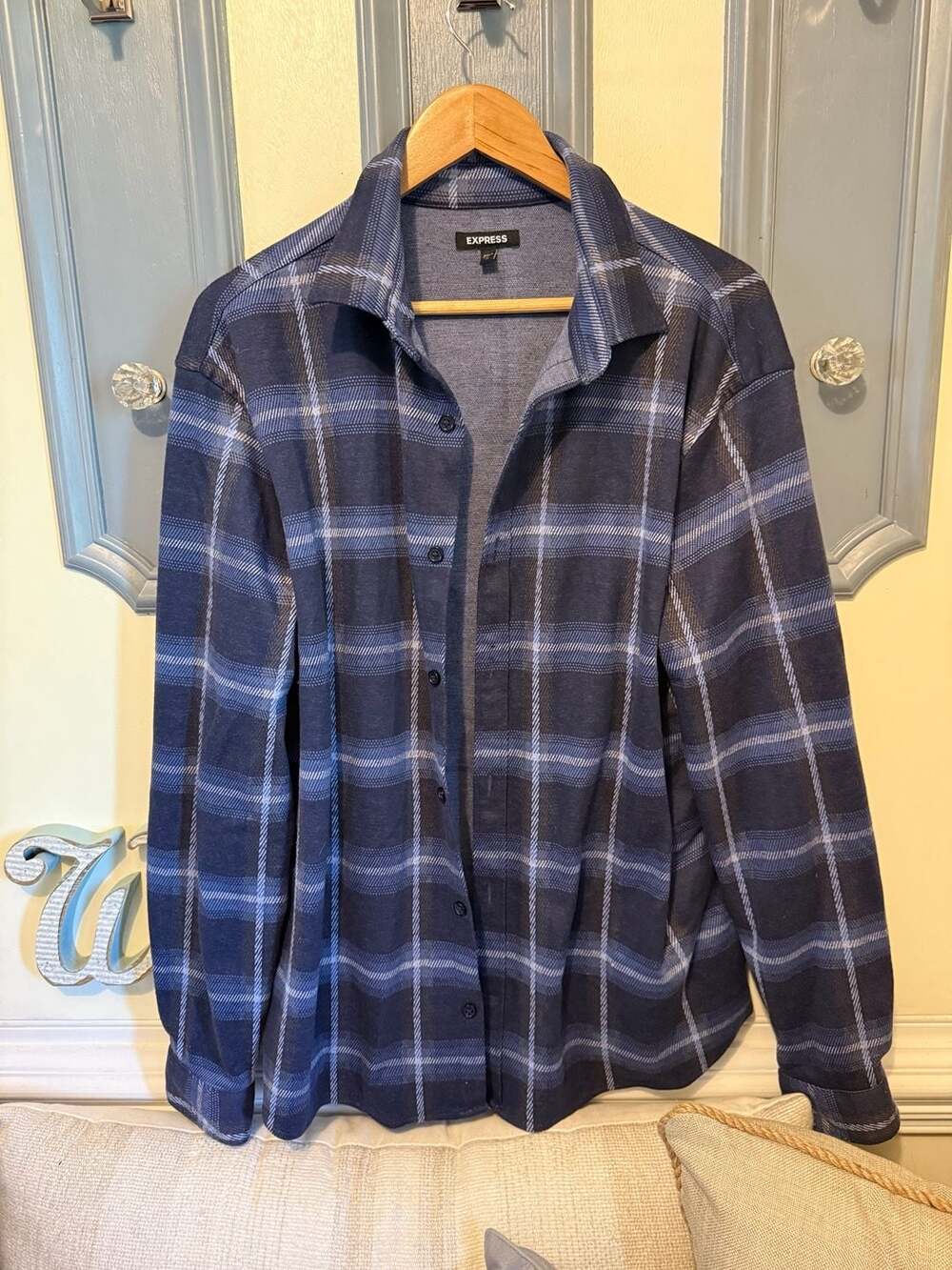 Express Men's Blue Plaid Long Sleeve Button Down Shirt Size Large
